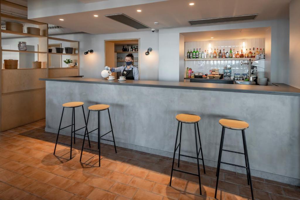 Lounge alebo bar v ubytovaní GHT Miratge - Only Adults 18 and up