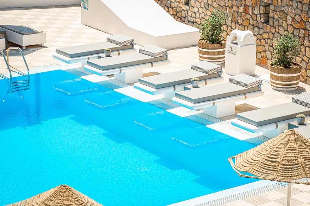 Bazén v ubytování Marianna Hotel nebo v jeho okolí