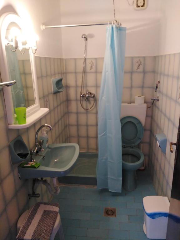 Koupelna v ubytování Ηotel Della