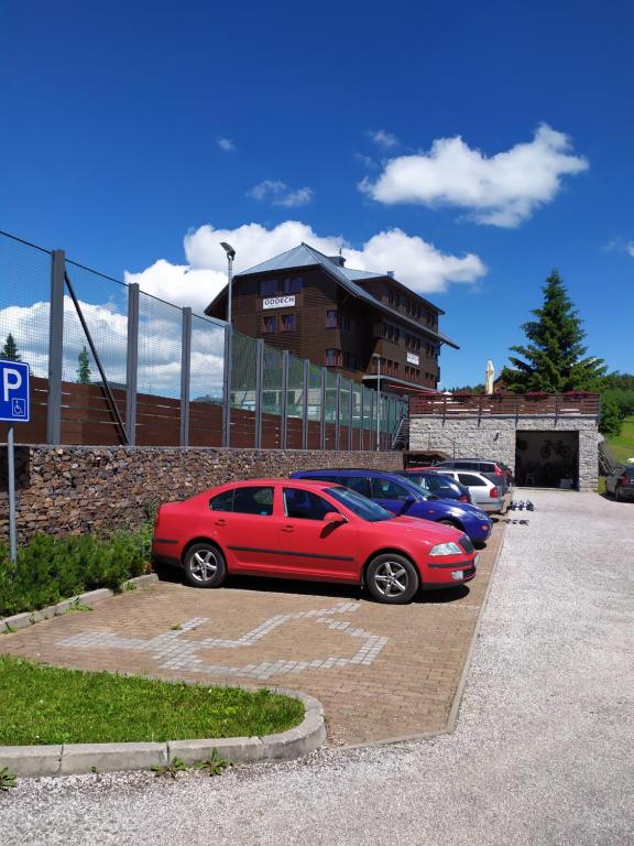 Budova, v ktorej sa hotel nachádza