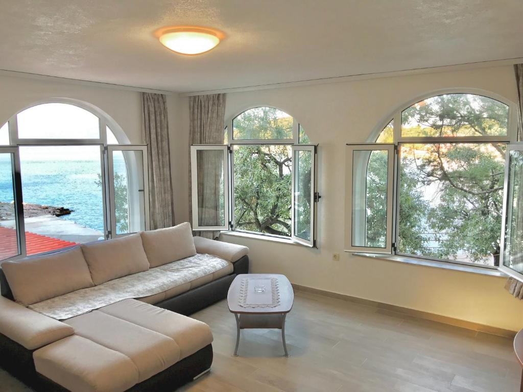 Posedenie v ubytovaní Apartmani Ružica