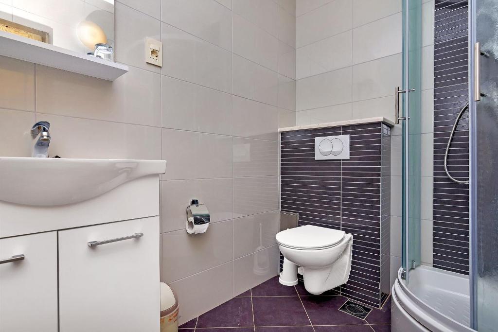 Kúpeľňa v ubytovaní Apartmani Ružica