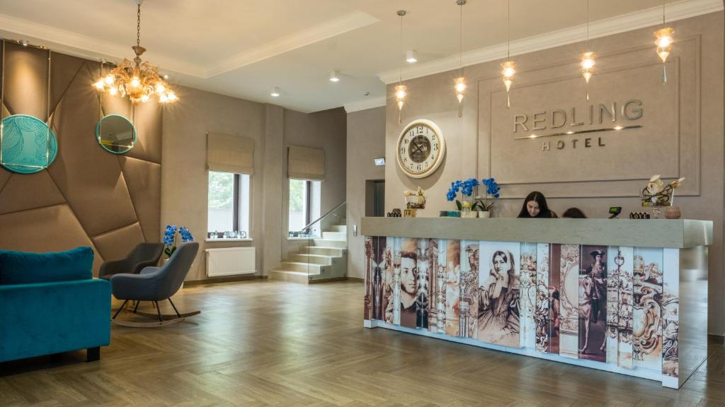 Posezení v ubytování Redling Hotel