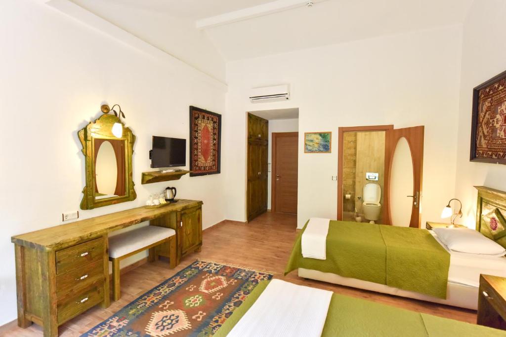 Pyramid Boutique Hotel - 带花园景观的三个房间