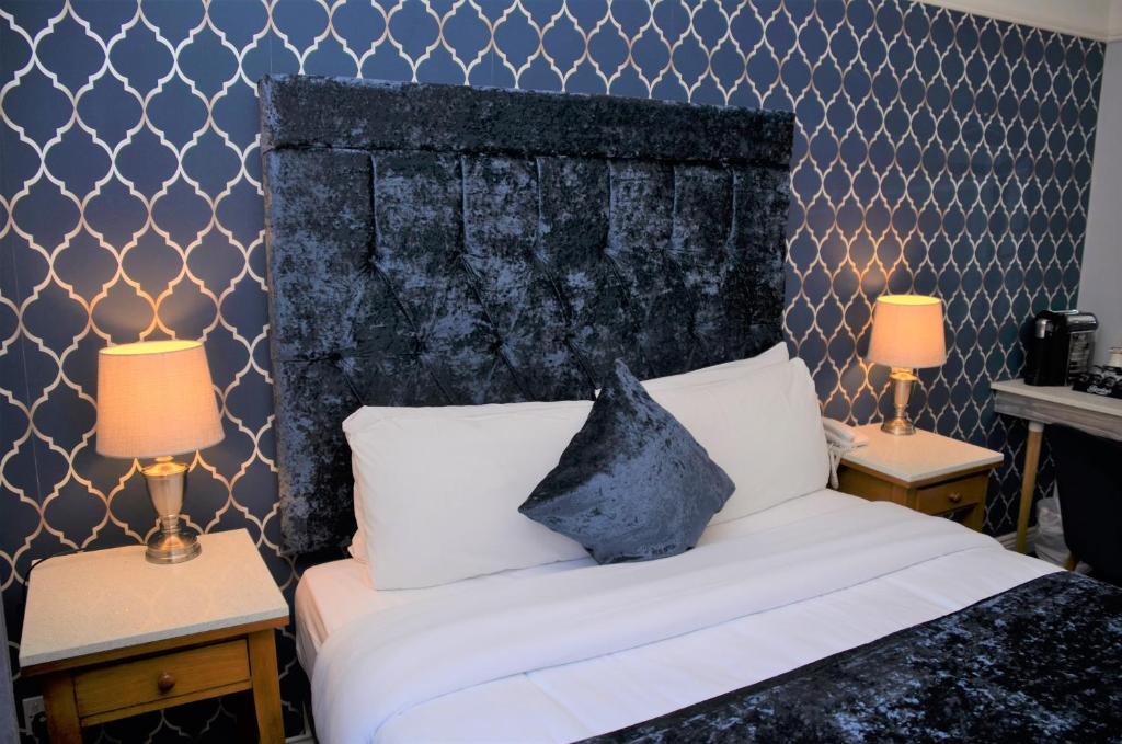 
Standard  Double Room
