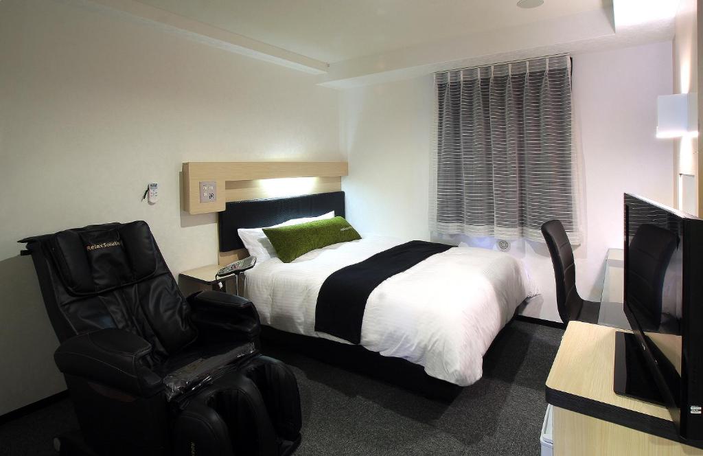 Green Rich Hotel Yamaguchi Yuda Onsen - Premium Queen Kamer Met Massagestoel - Niet-roken