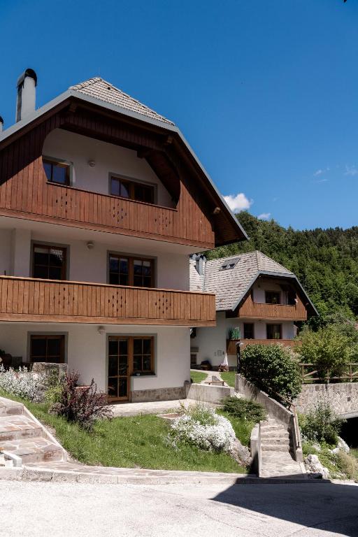 Budova, kde se apartmán nachází