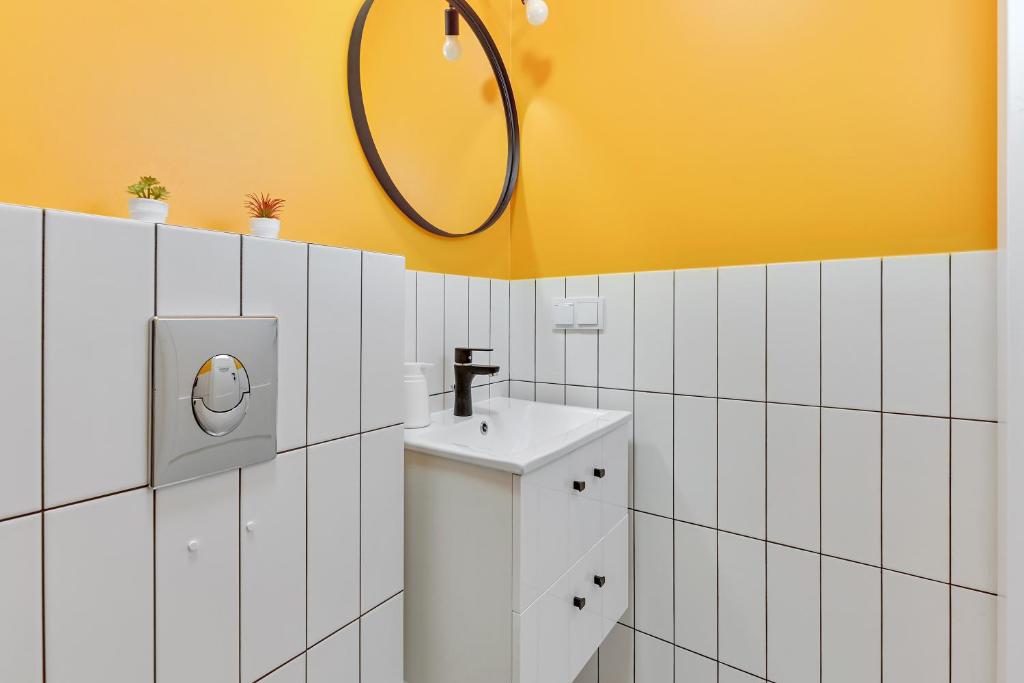 Kúpeľňa v ubytovaní Apartamenty Świętej Barbary