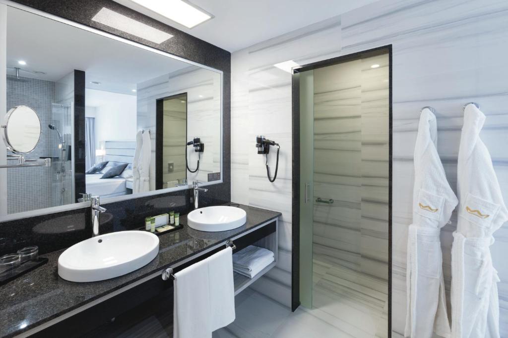 Un baño de Hotel Riu Palace Tenerife