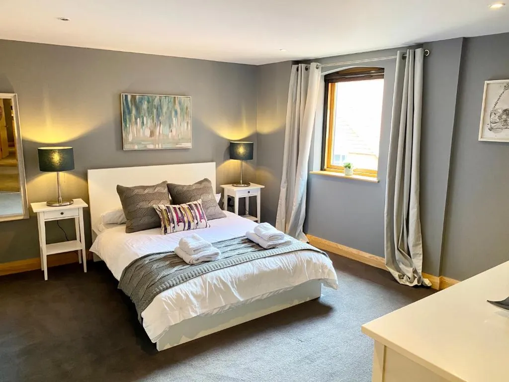 City Centre Luxury Penthouse Suite, College Corner, United Kingdom
