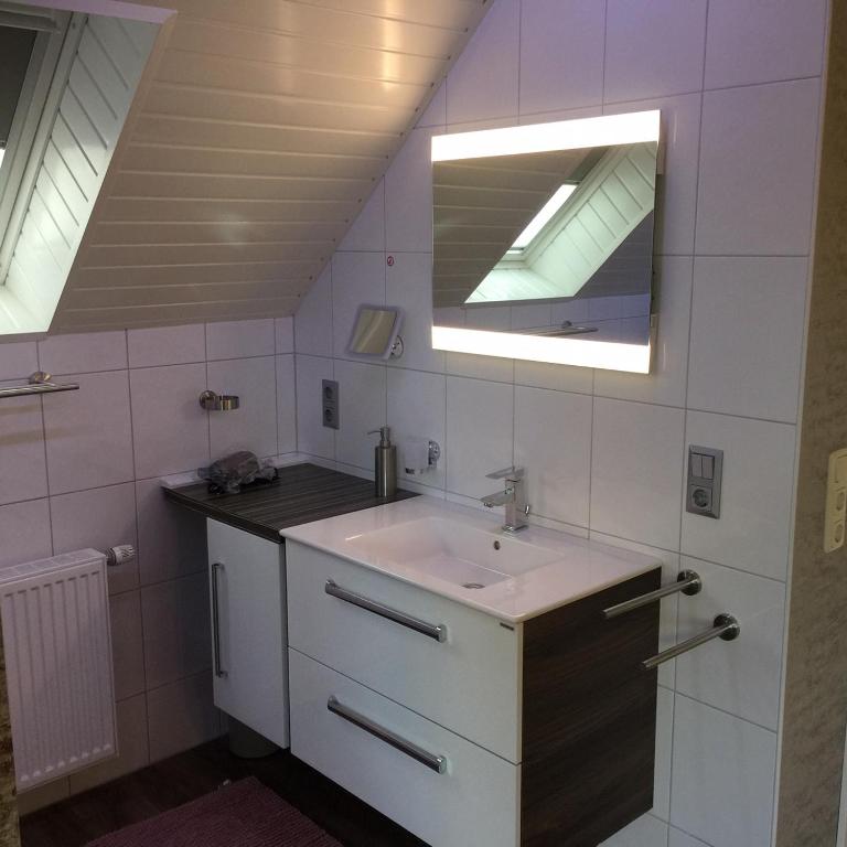 Haus Katarina - Chambre Double De Luxe Avec Balcon