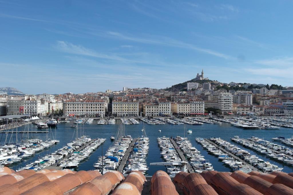 Hotel Belle-Vue Vieux-Port - Resim 30