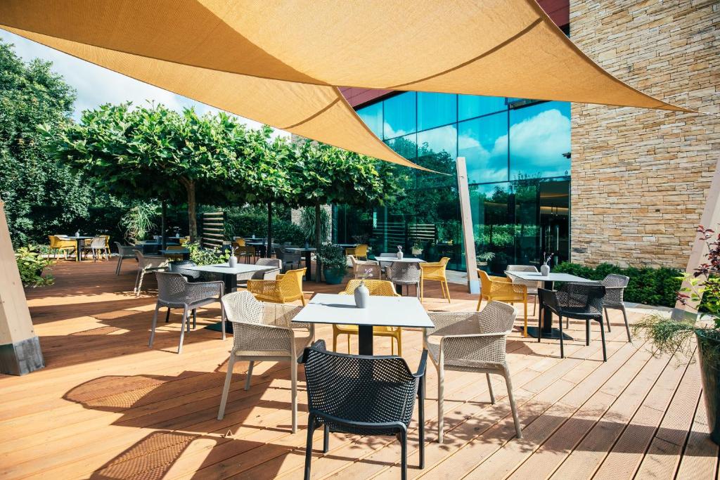 Restauracja lub miejsce do jedzenia w obiekcie Pierre Hotel