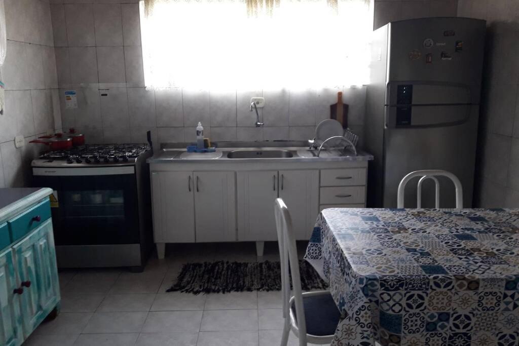  Casa grande e bem localizada