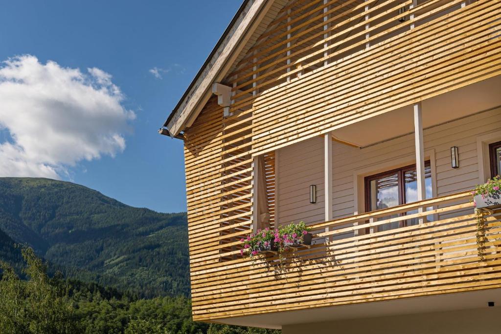 Nespecifikovaný výhled na hory nebo výhled na hory při pohledu z apartmánu