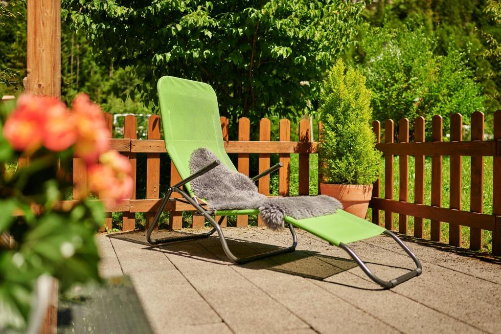 Zahrada ubytování Apartment Breithorn - Charming home - free parking & Wifi