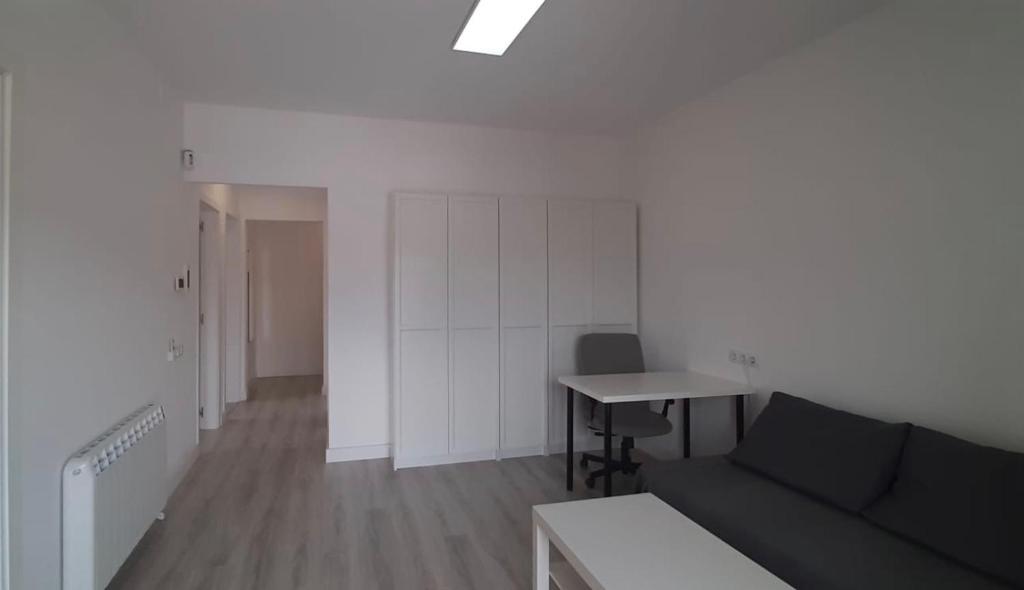 Posedenie v ubytovaní White Apartment