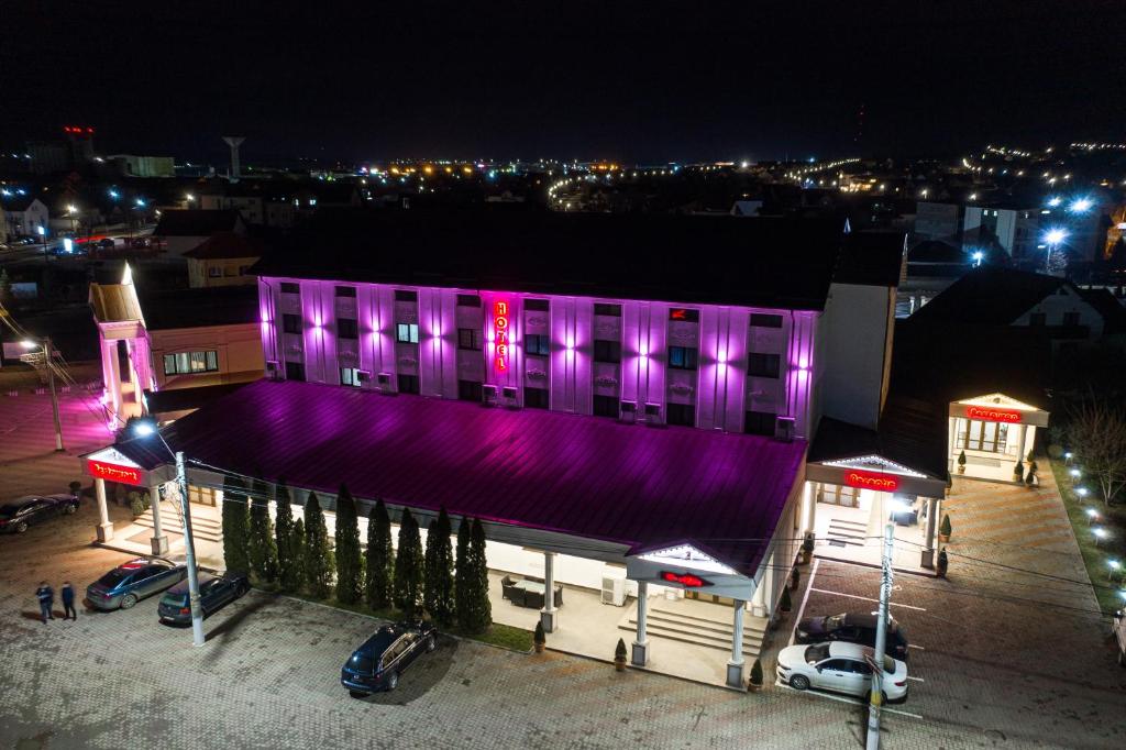 Budova, kde se hotel nachází