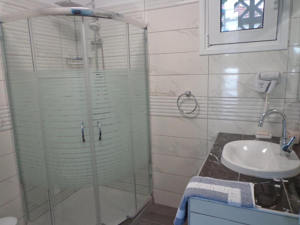 Kúpeľňa v ubytovaní Daglas Beach House