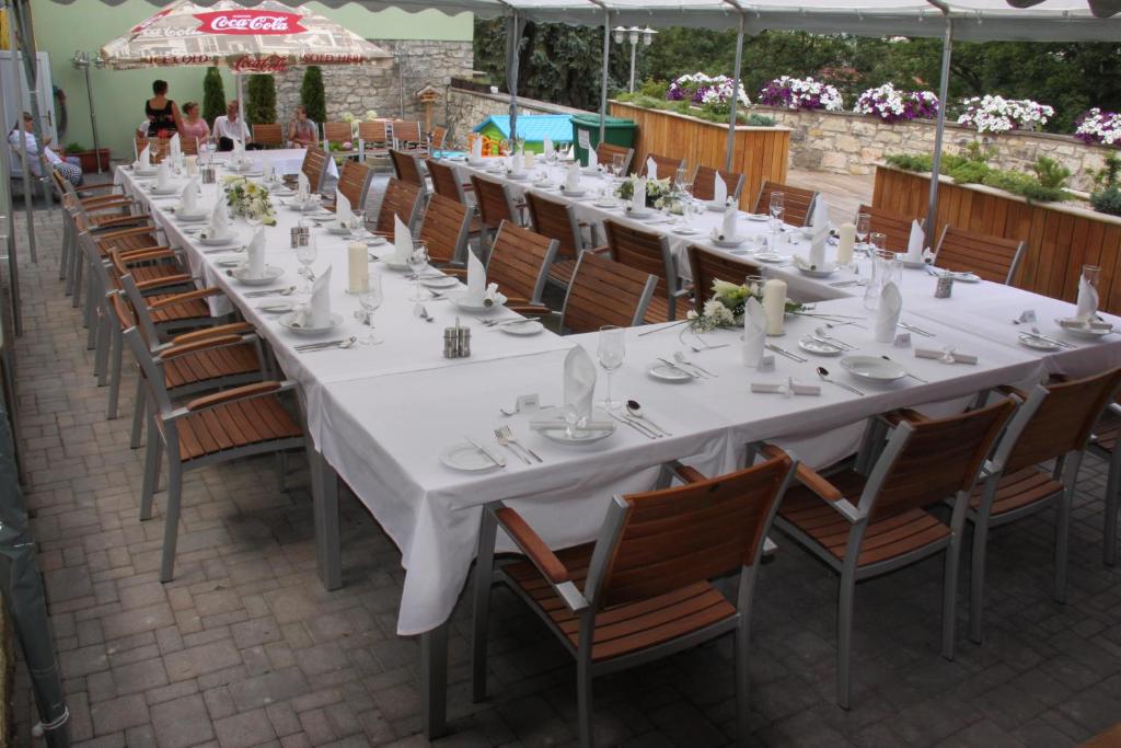 Restaurace v ubytování Caramell