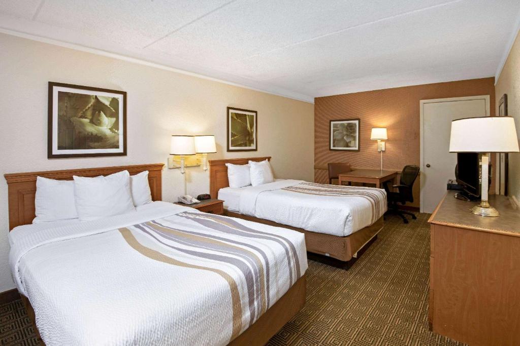 Gallery image of La Quinta Inn by Wyndham San Antonio Market Square in San Antonio