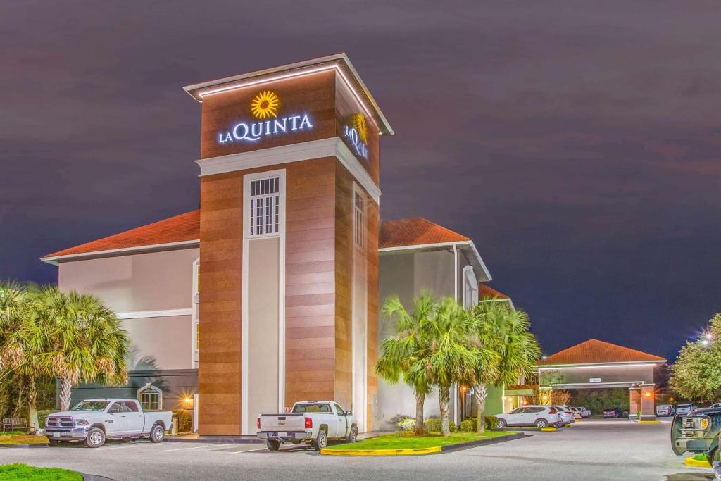 Galeriebild der Unterkunft Stay Express Inn & Suites - Mobile, AL in Mobile