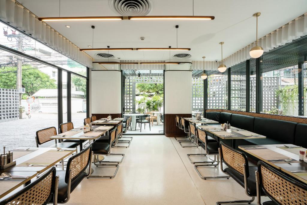 Hotel Amber Sukhumvit 85 - Resim 41