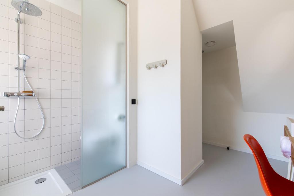 the bellhop - Resim 30