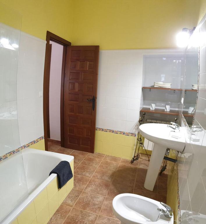 Apartamentos Turísticos Rurales Dos Fuentes - 15