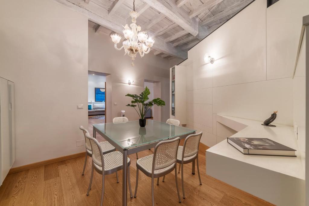 Zdjęcie z galerii obiektu Piazza Navona Elegant Apartment w Rzymie