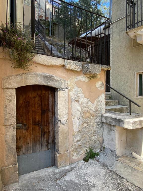 Fotografie z fotogalerie ubytování Fisolare Suite romantica per due v destinaci Capestrano