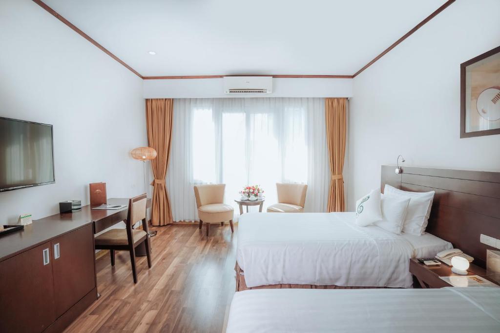 Phòng Deluxe Giường Đôi/2 Giường Đơn Nhìn Ra Thành Phố
