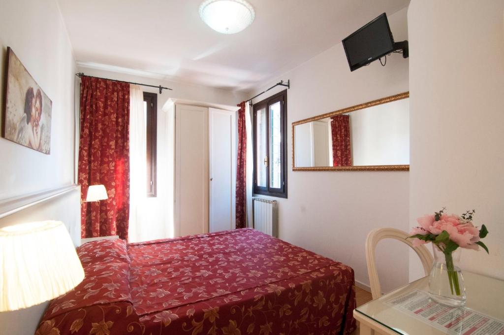 Albergo ai Tolentini - Resim 22