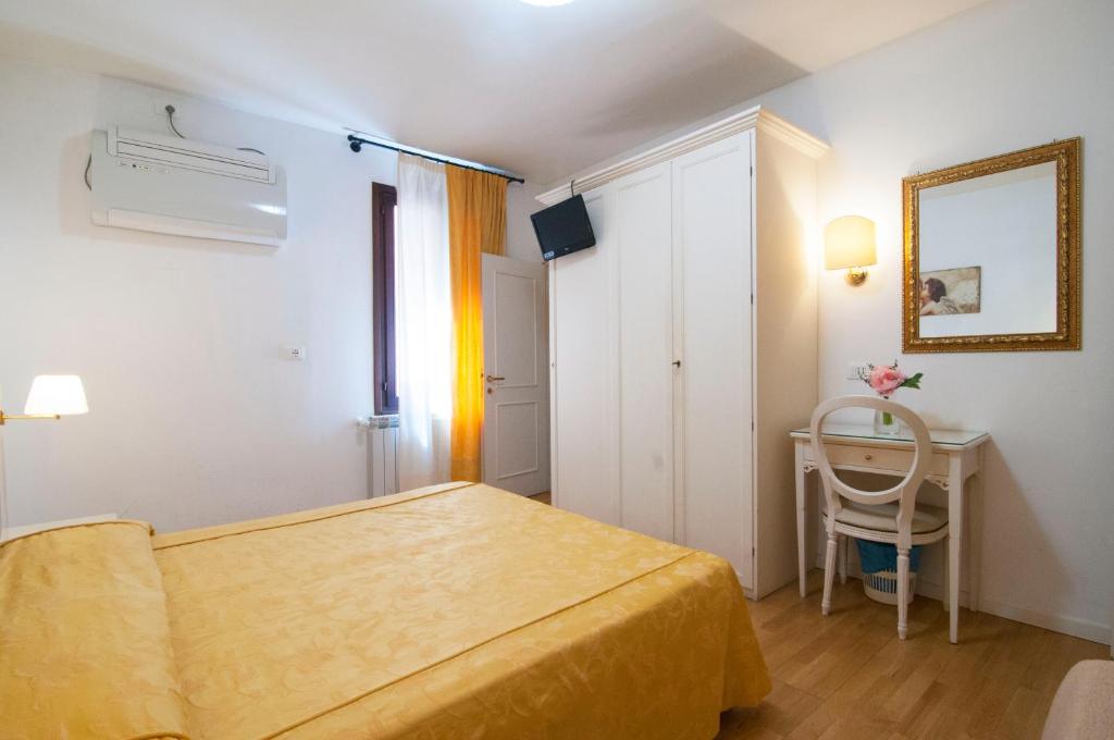 Albergo ai Tolentini - Resim 12