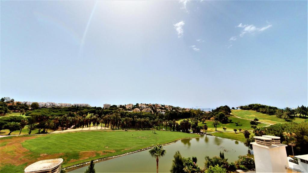 Golf Garden Stunning Apartment (Spanje Benalmádena) - Booking.com