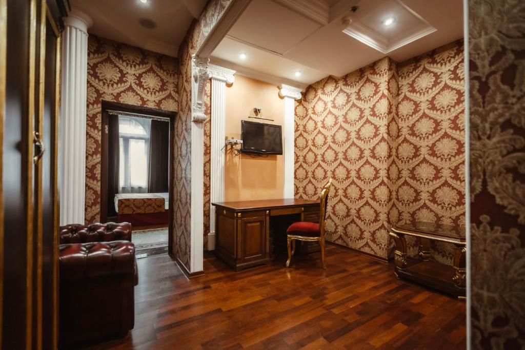 Posezení v ubytování De Paris Hotel