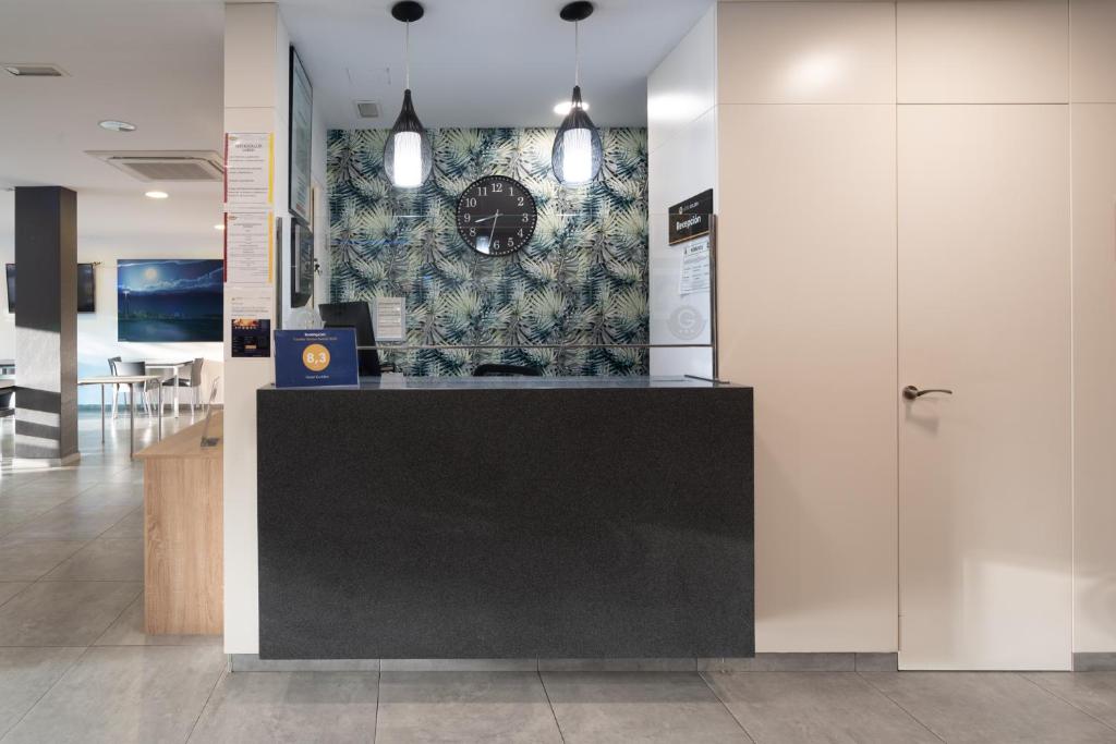 Kuchyň nebo kuchyňský kout v ubytování Hotel Golden