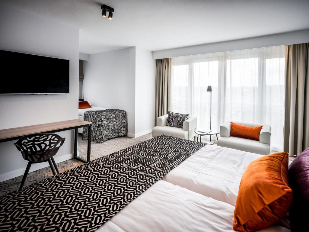 Hotel Van der Valk Maastricht - 豪华三重房间