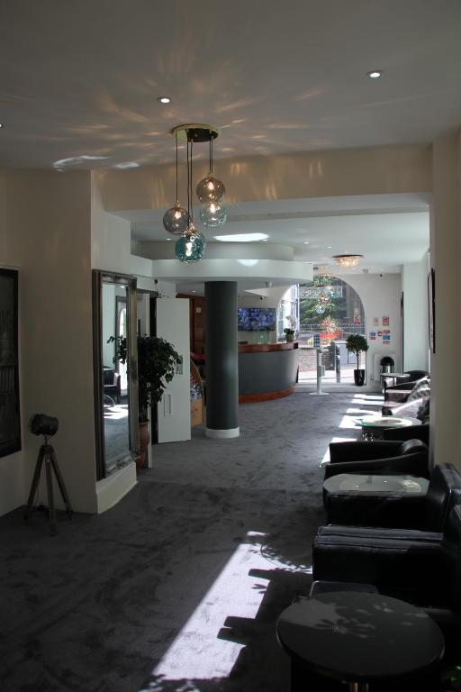 Elysee Hyde Park - Resim 31