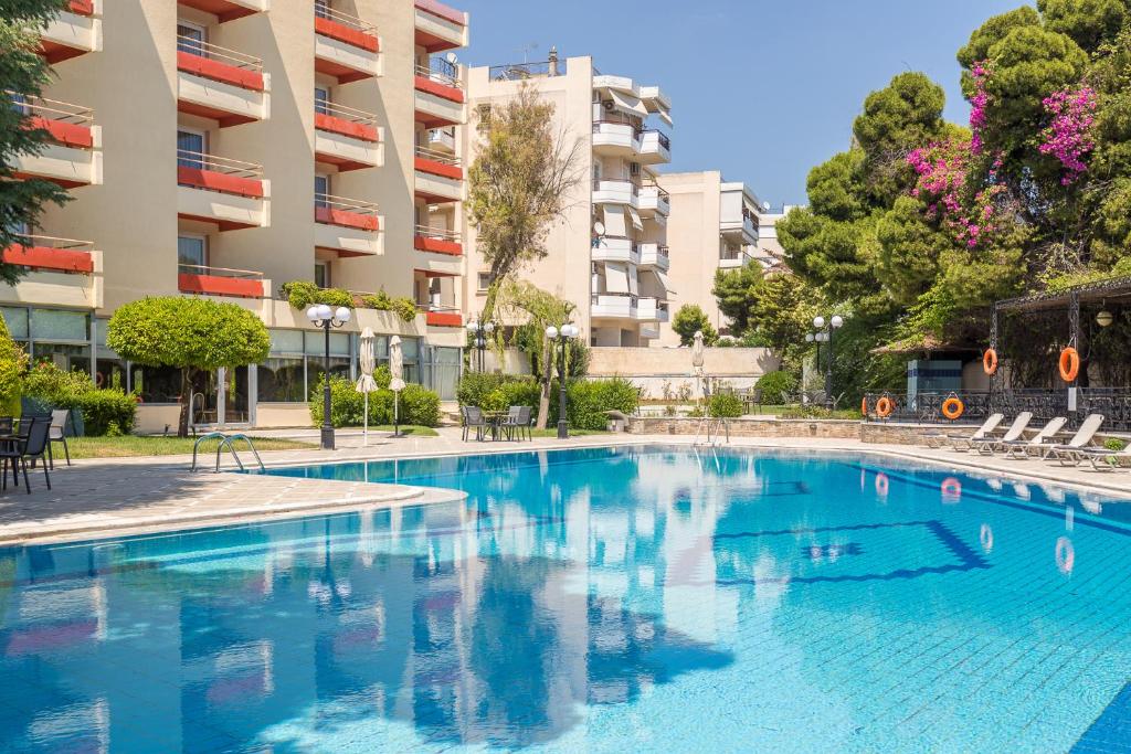 Bazén v ubytování Oasis Hotel Apartments nebo v jeho okolí
