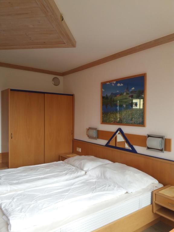 Postel nebo postele na pokoji v ubytování Hotel UNTERKRÄMERHOF