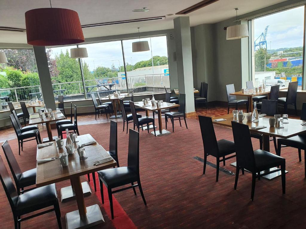 Clayton Hotel Silver Springs - Resim 12