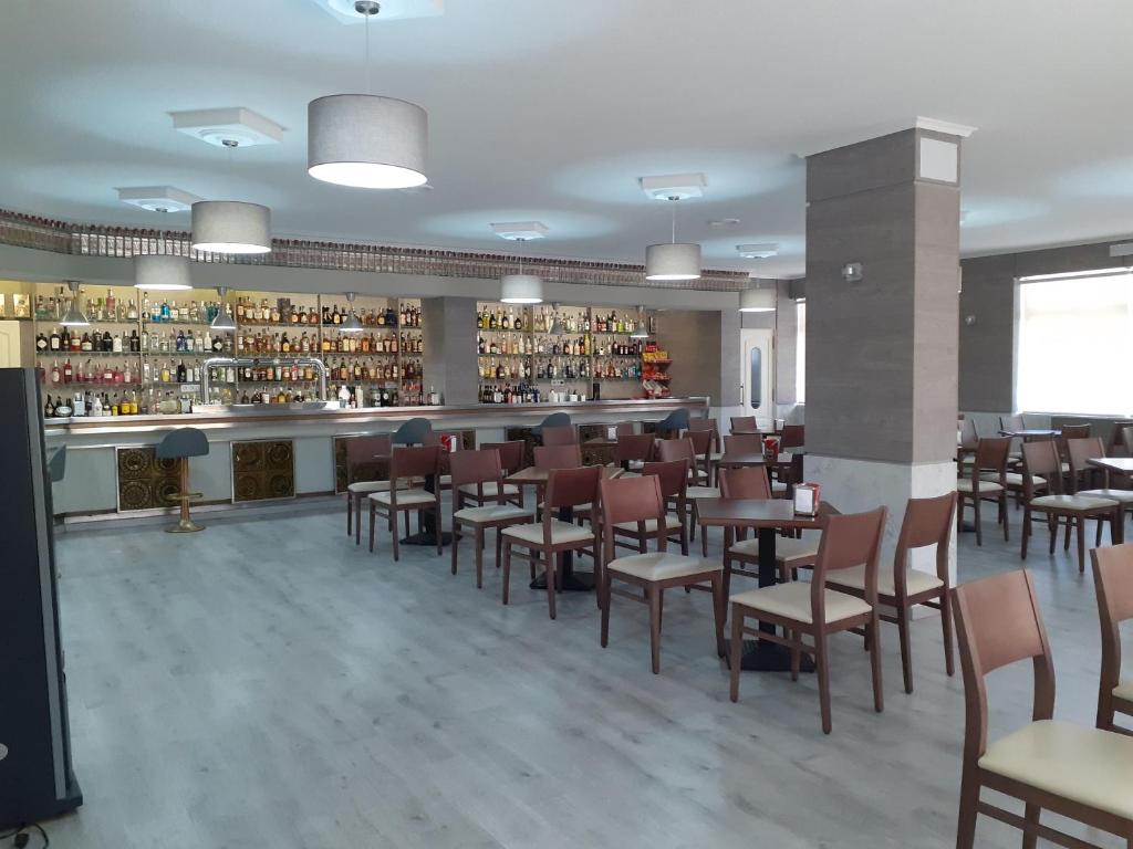 Lounge nebo bar v ubytování Hotel Millan