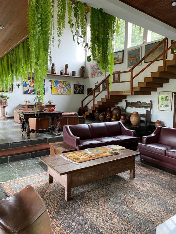  Deslumbrante casa condomínio fechado praia de Pernambuco - Guarujá