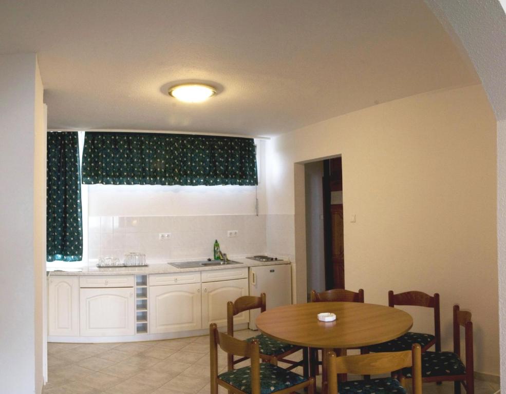 Kép Riviera Park Hotel szállásáról Balatonföldváron a galériában