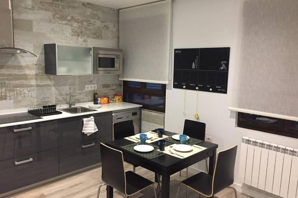 Kuchyň nebo kuchyňský kout v ubytování Apartamento Centro León GVSM