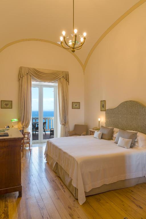 Deluxe Double Room with Sea View