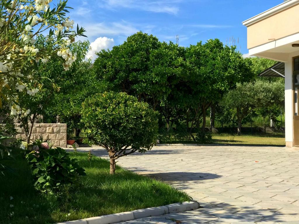 Zahrada ubytování Apartments KRAJA