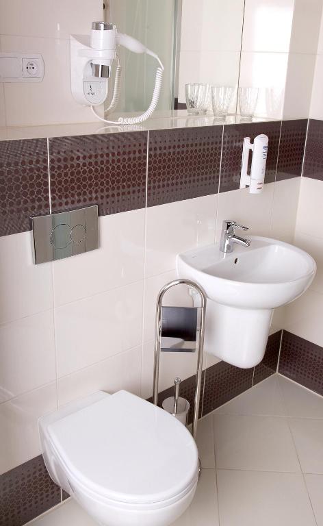 Hotel Adria - Single Room