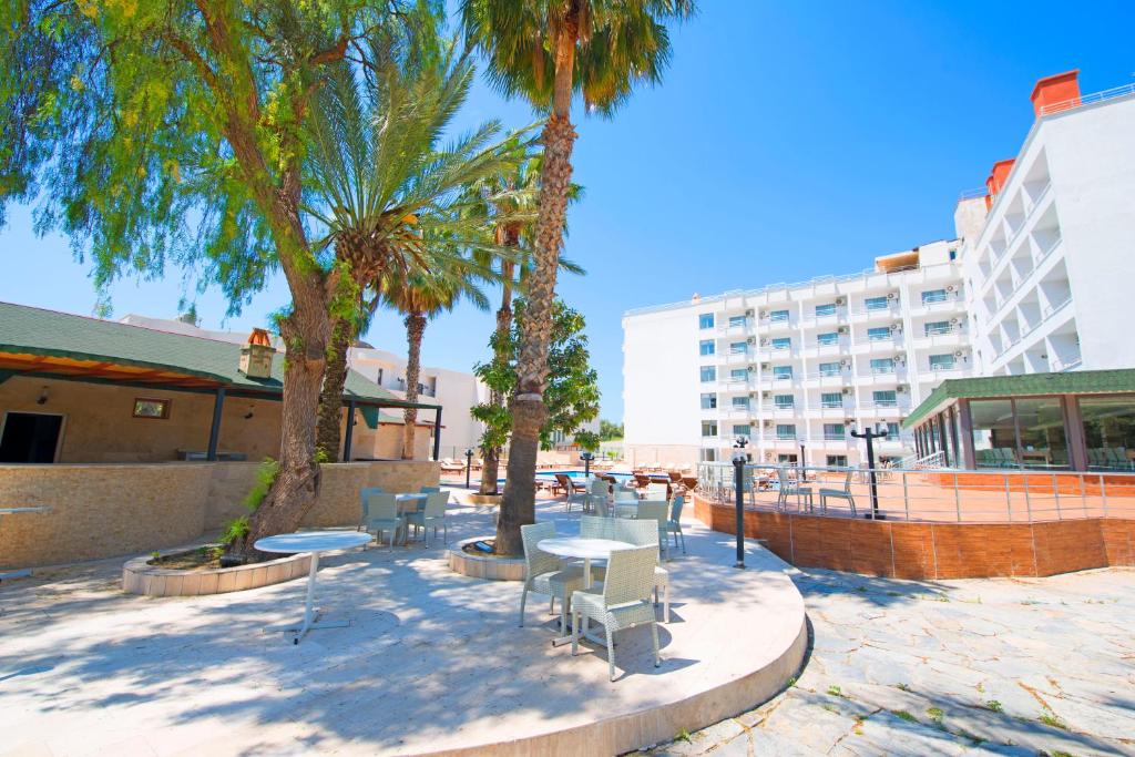 AYMA BEACH RESORT